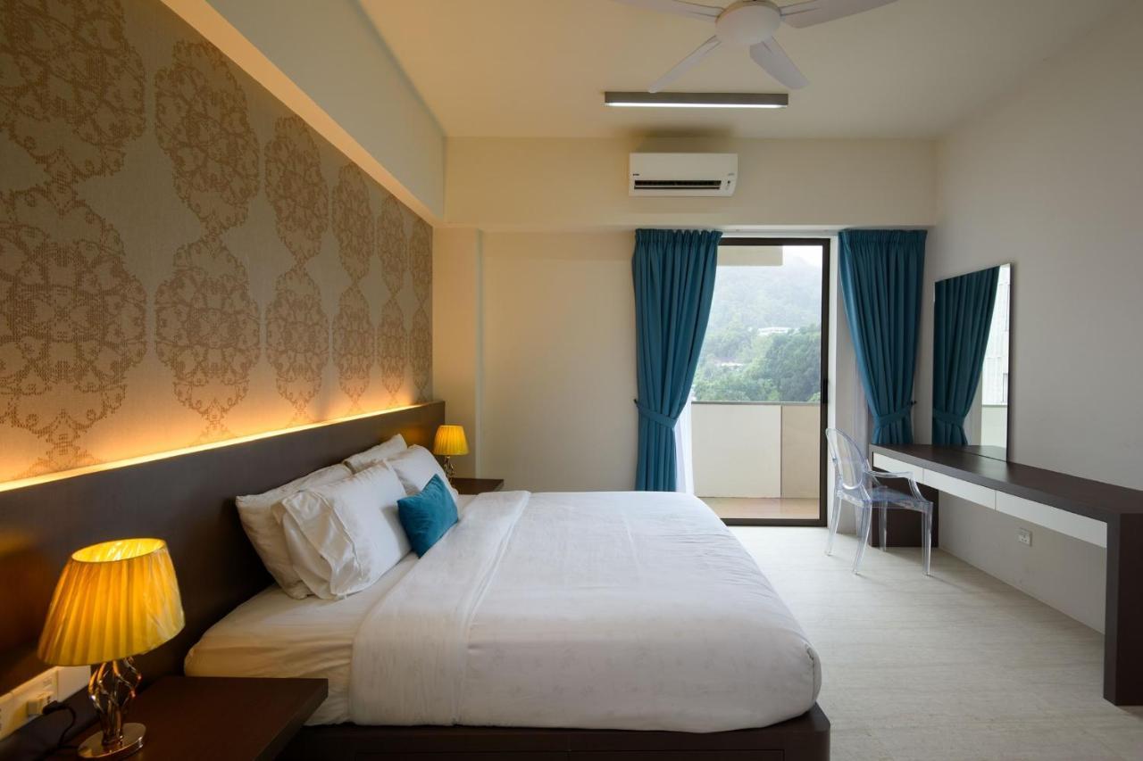 By The Sea Beach Front Apartment Batu Ferringhi Exterior photo